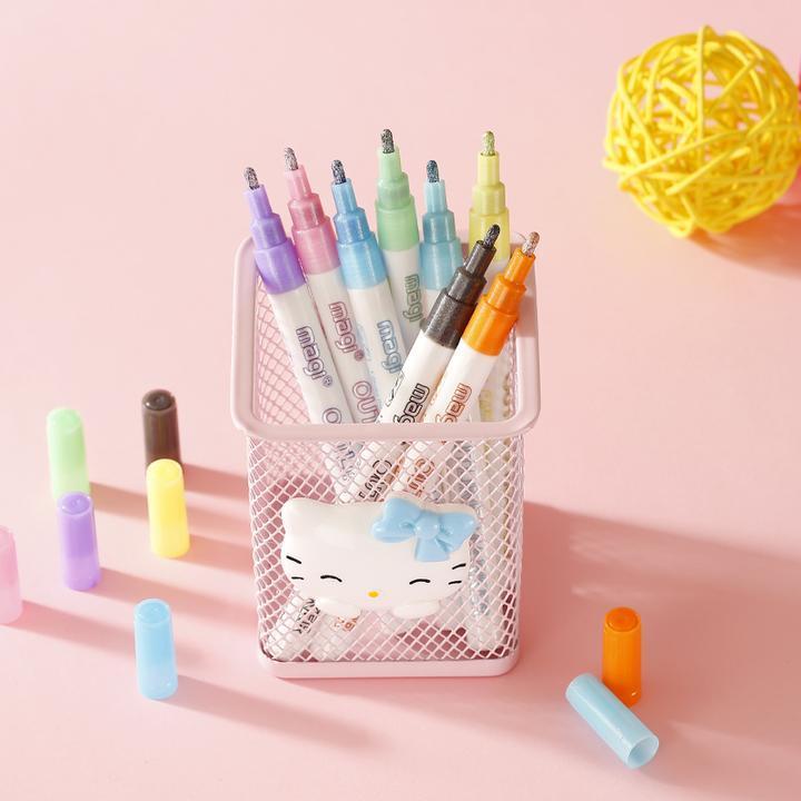 Outline Marker Set (8 Pens Per Set)