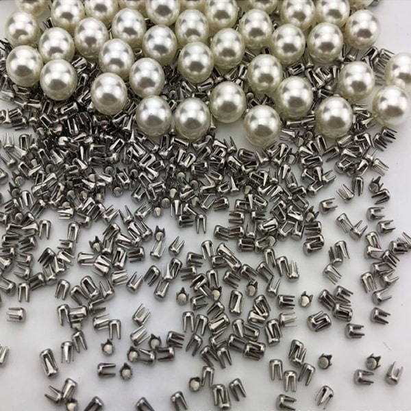 Open media 1 in modal